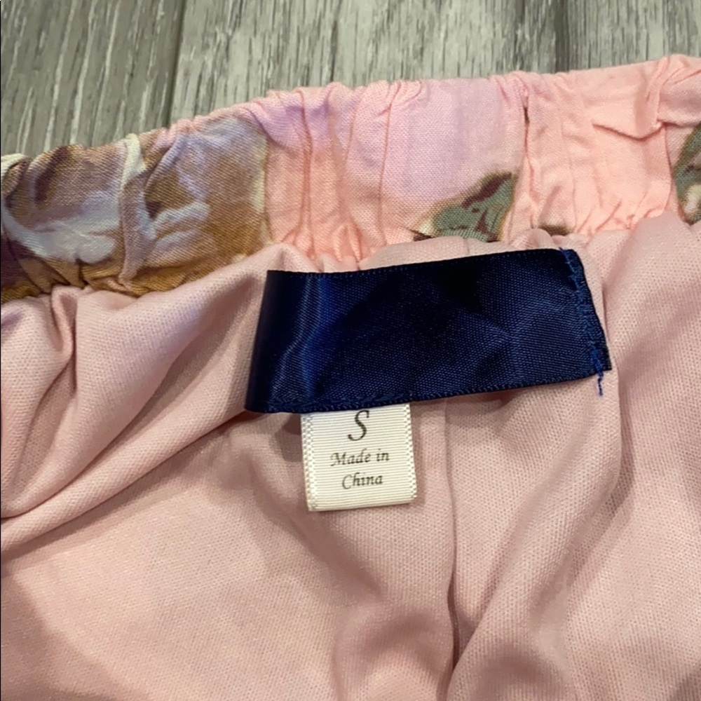Pink Floral Shorts w/ Crochet Hem - Picture 4 of 8